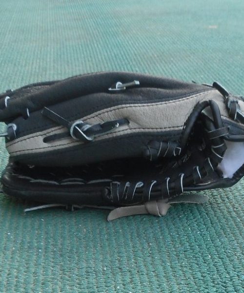 glove and ball (3)
